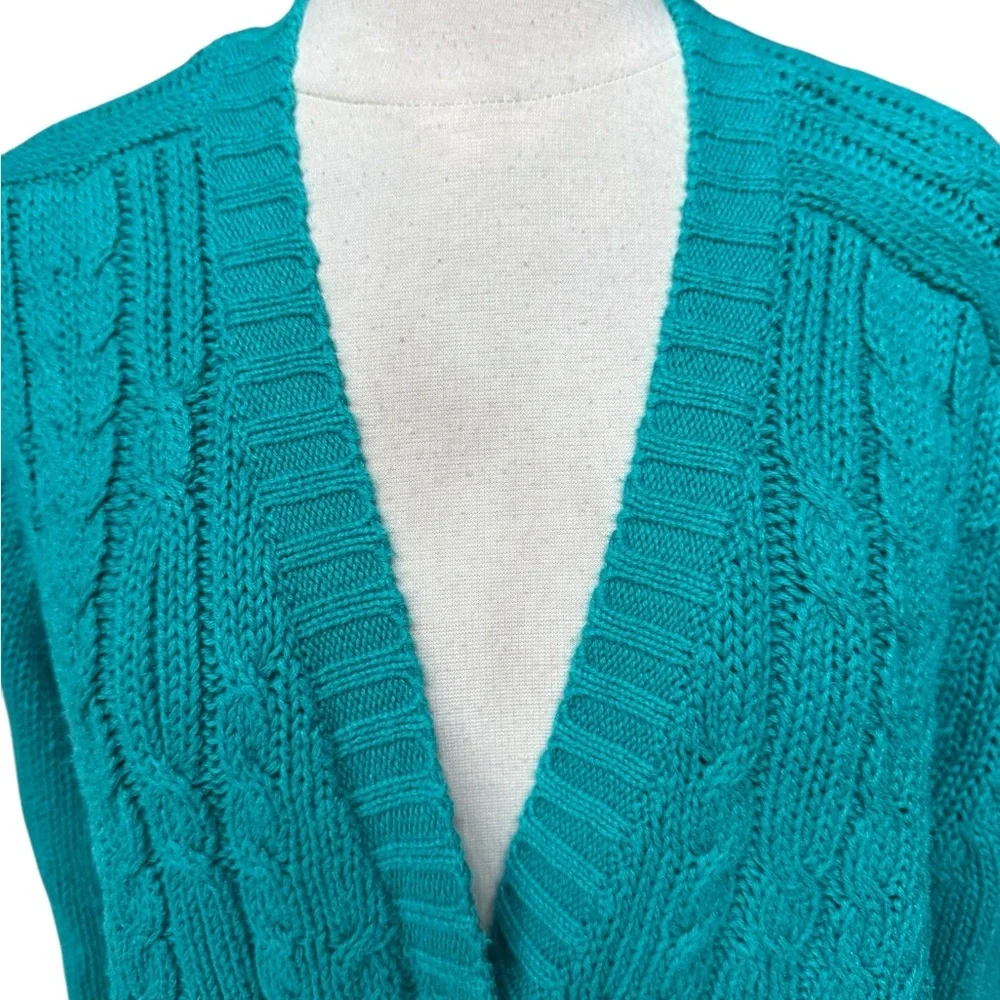 1990s Casual Corner Oversized Ramie/Cotton Blend Cable Knit V-Neck Cardigan‎